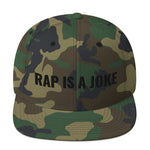 SNAPBACK HAT BLACK FONT