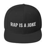 SNAPBACK HAT WHITE FONT