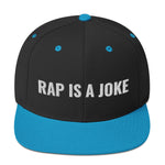 SNAPBACK HAT WHITE FONT